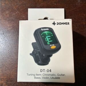 DT-04 Black Instrument Digital Tuner